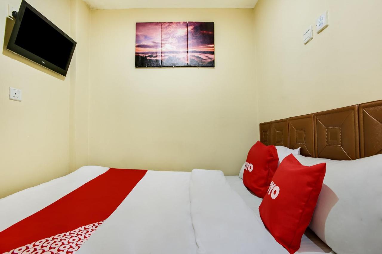 Oyo 43927 Sassana Hotel Куала-Лумпур Экстерьер фото