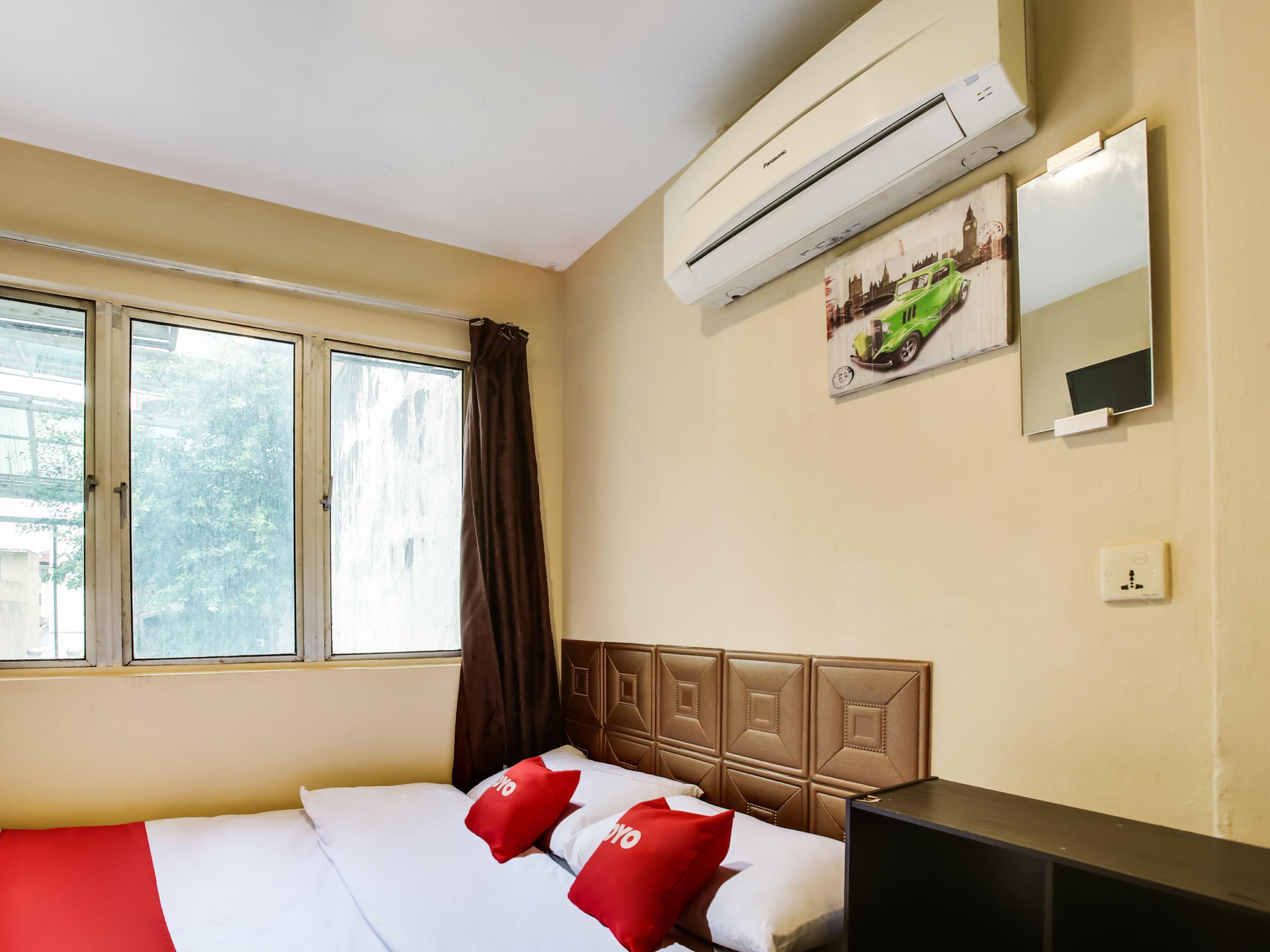 Oyo 43927 Sassana Hotel Куала-Лумпур Экстерьер фото