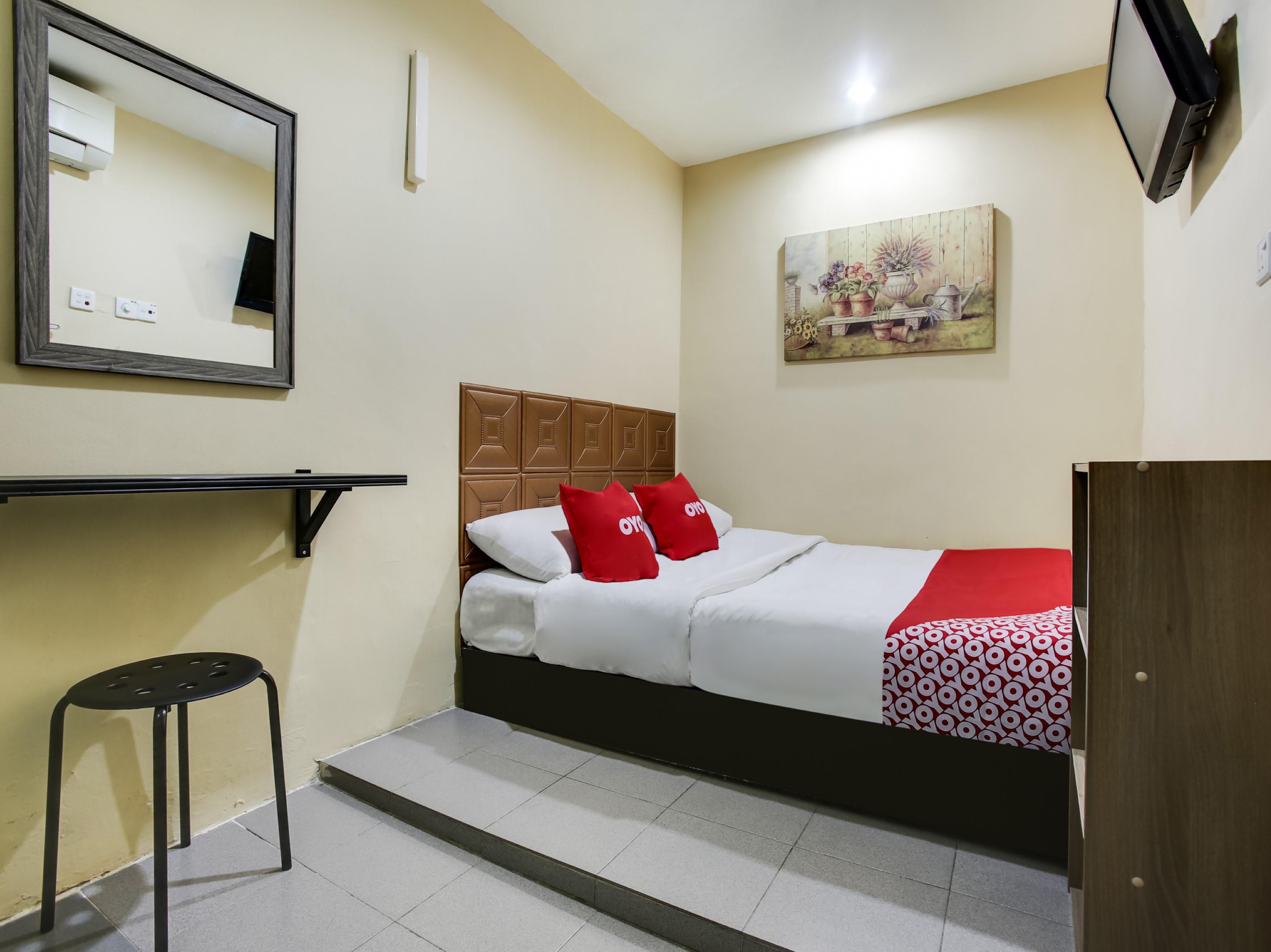 Oyo 43927 Sassana Hotel Куала-Лумпур Экстерьер фото