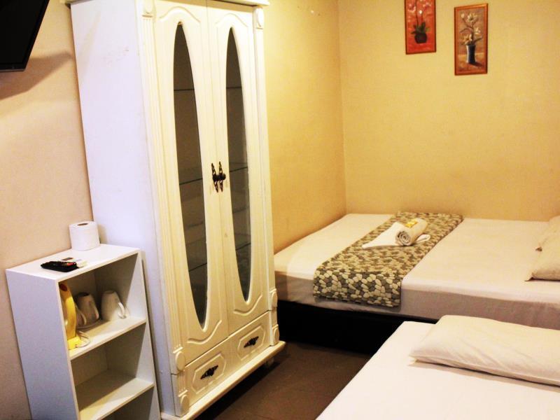 Oyo 43927 Sassana Hotel Куала-Лумпур Экстерьер фото