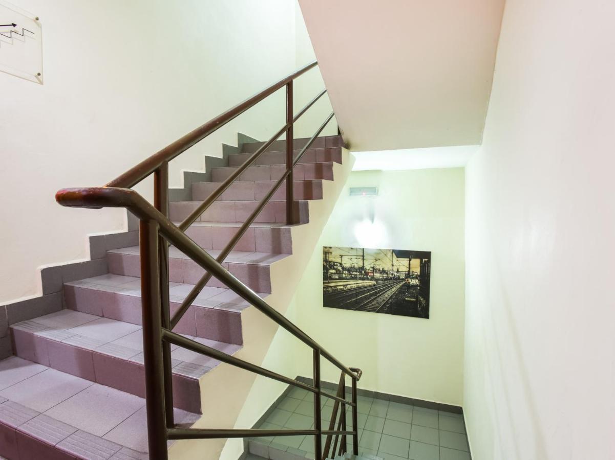 Oyo 43927 Sassana Hotel Куала-Лумпур Экстерьер фото